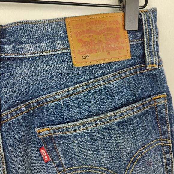 Levi's 501 Shorts Womens 24 Echo Park Distressed Cut Offs Button‎ Fly Grunge - Picture 4 of 8